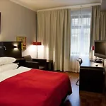 Otel Solo Sokos Torni 5*