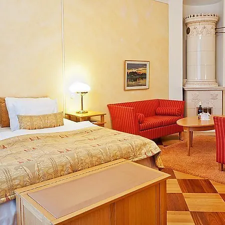 ソロ ソコス トルニ